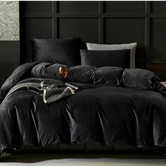 🆕 Black Velvet Duvet Set Luxury Bedding High End Hotel Vibes Moody Dark NEW - Picture 1 of 9